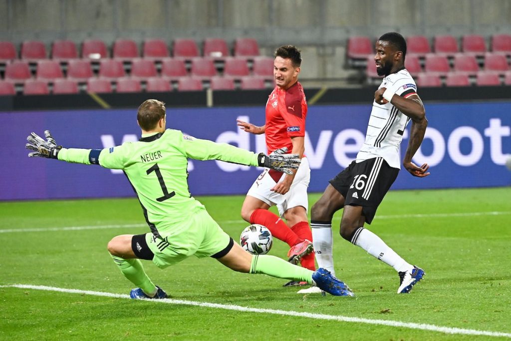 « Neuer ferait un bon gardien de hand »