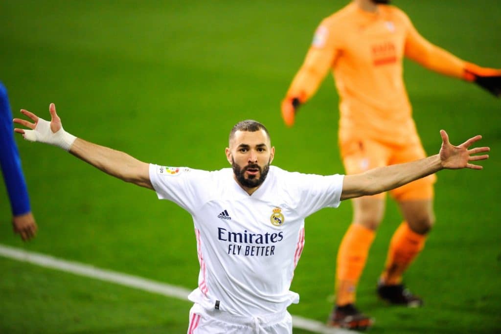 Zidane encense (encore) Karim Benzema