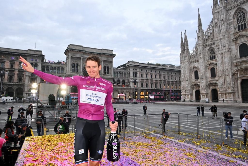 Arnaud démare domine la course des sprinteurs.