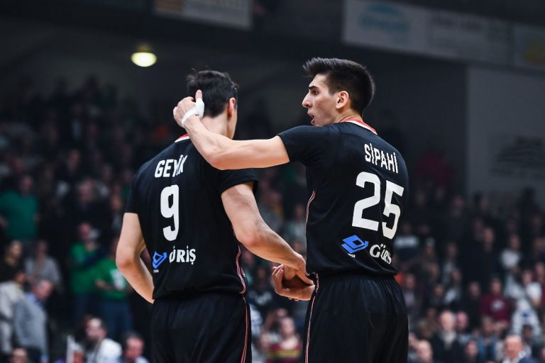 Sengün évolue dans le club de Besiktas.