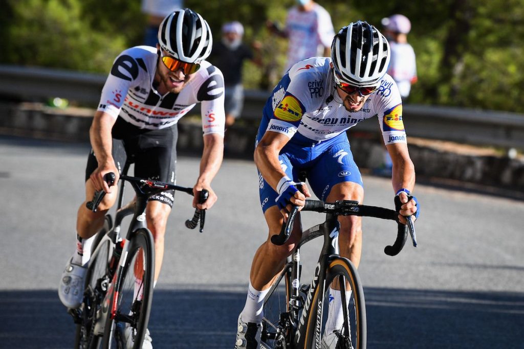 Julian Alaphilippe et Hirschi.