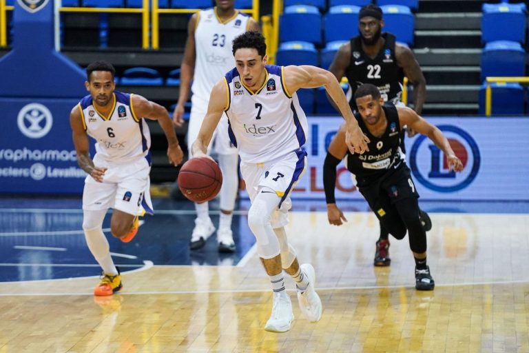 Maxime Roos aux Metropolitans 92.