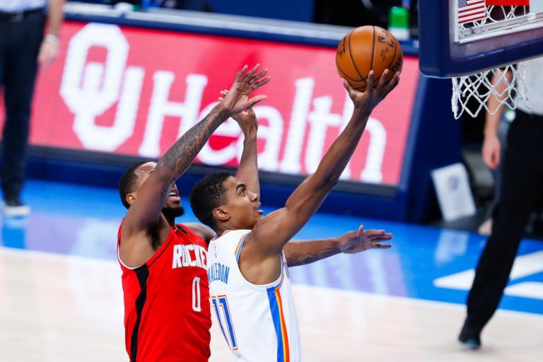 Théo Maledon découvre la NBA.