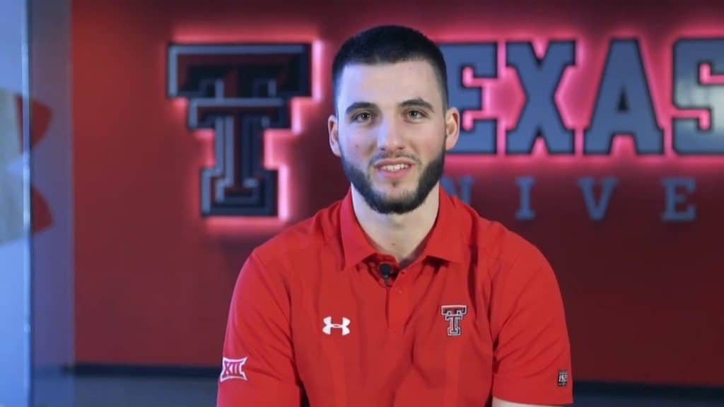 Elliott De Wit : « J’aimerais devenir coach principal d’une équipe ! »