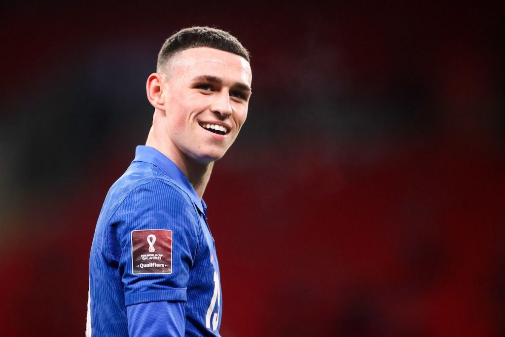 Foden adoubé par Guardiola et l'Angleterre.