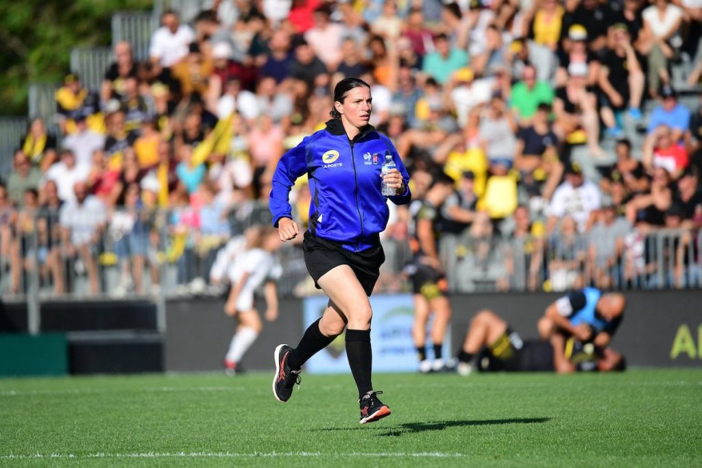 Aurélie Groizeleaux monte en puissance avec l'arbitrage.