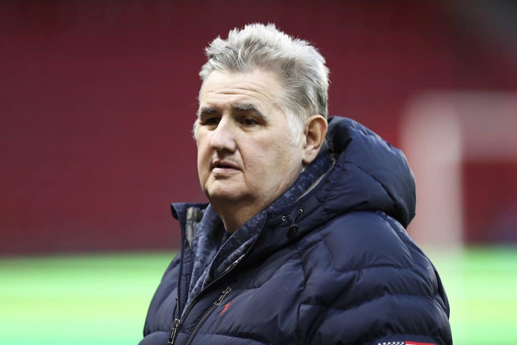 Canal+ doit-il virer Pierre Ménès ?