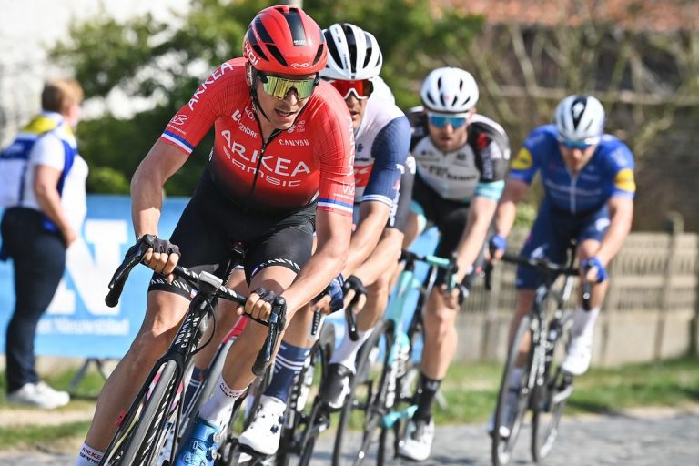 Warren Barguil heureux de disputer le tour en Bretagne.