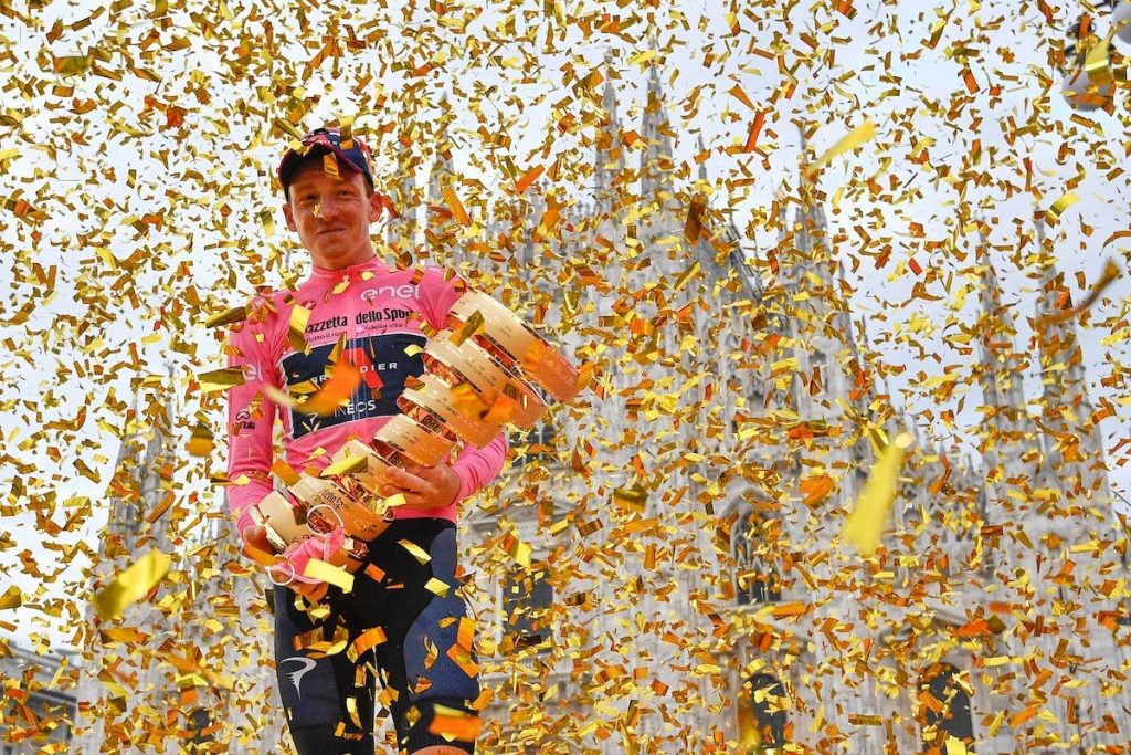 Geoghegan Hart se prépare pour le Tour de France.