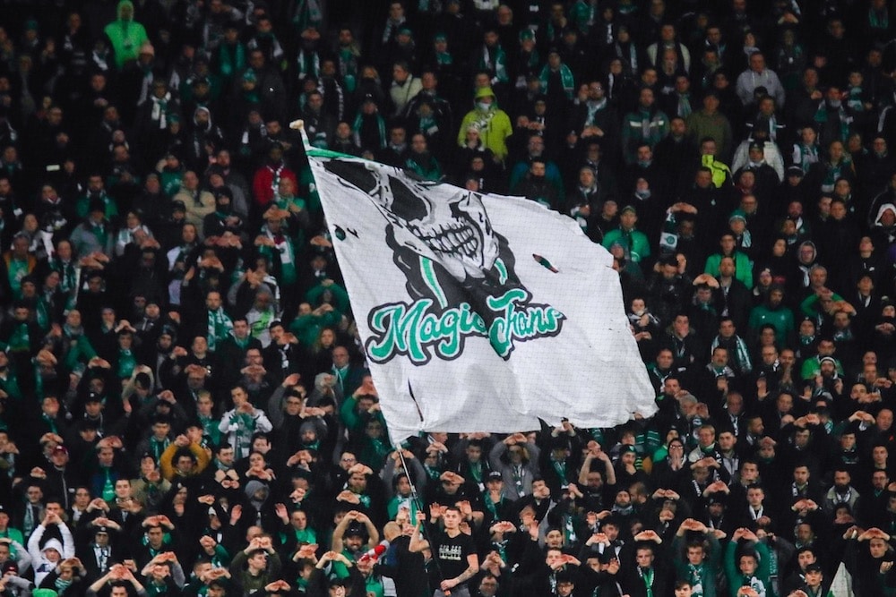 Saint-Etienne : les supporters menacent d’entrer « en guerre » avec la direction !