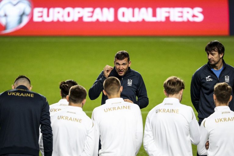 l'Ukraine vit un moment de doute après sa très belle campagne de qualification.