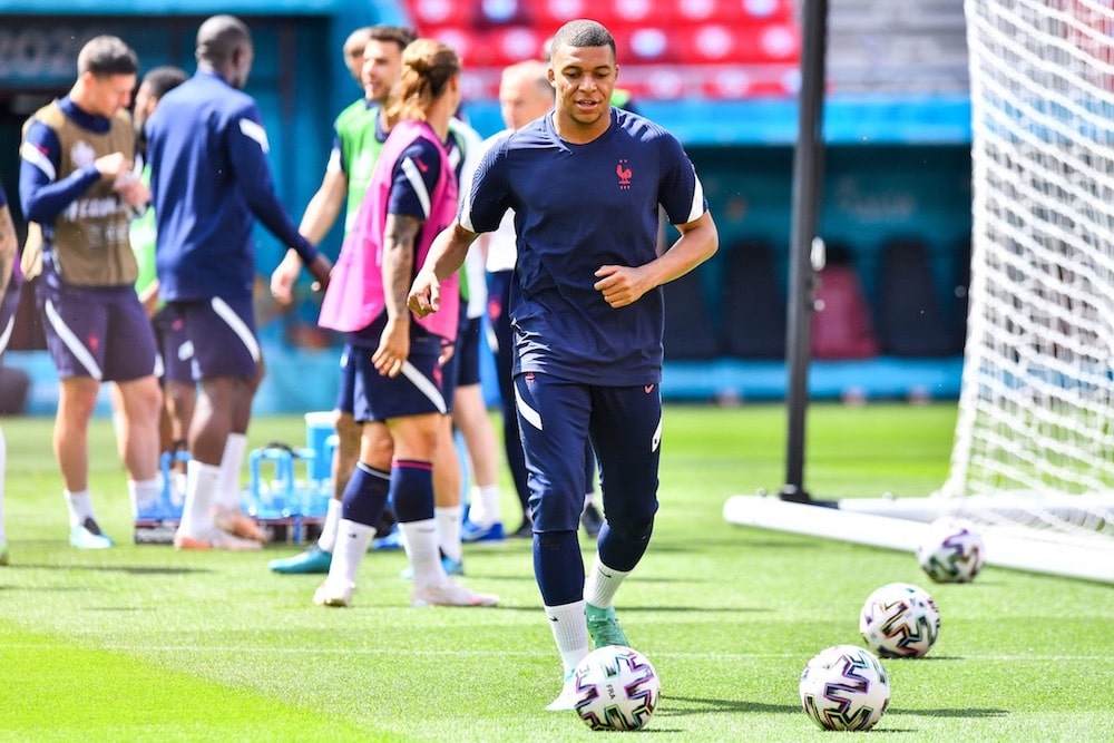 Euro, le journal des Bleus : on prend les mêmes et on recommence