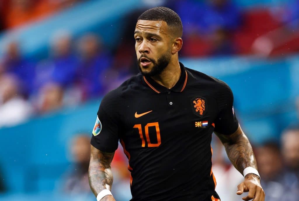 Transferts : Memphis Depay condamné au banc de touche à Barcelone ?