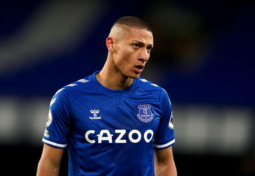 Transferts : Carlo Ancelotti aimerait Richarlison (Everton) pour son attaque au Real