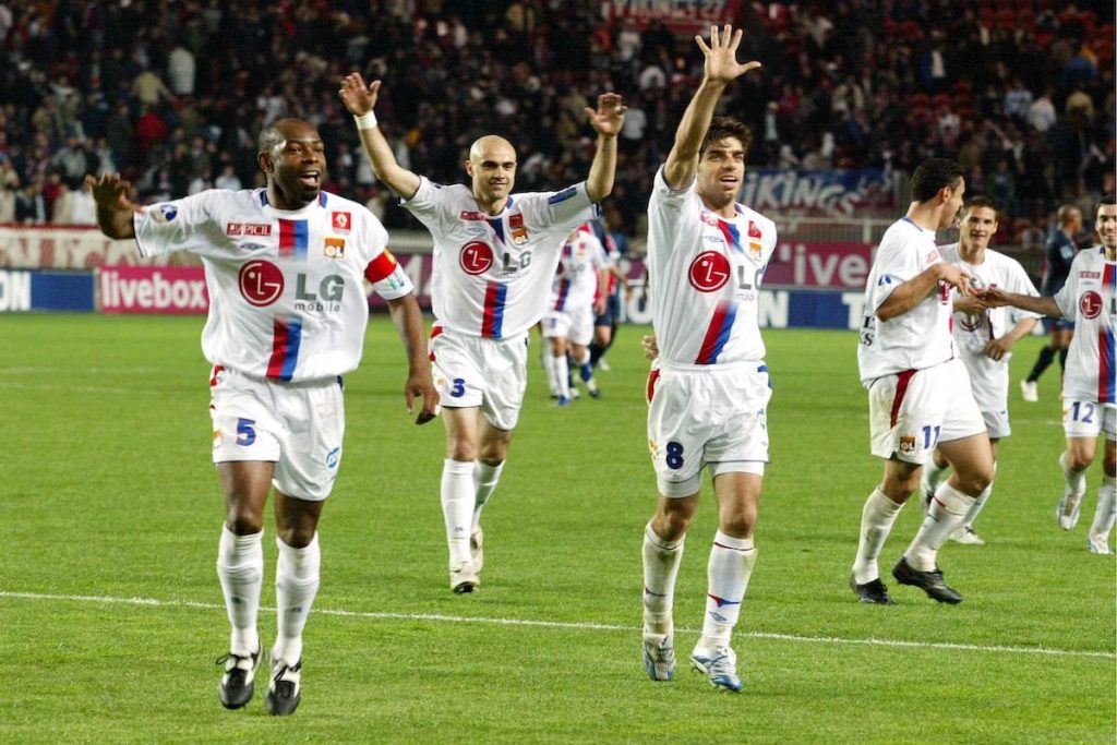 Cris avec Caçapa, les duos défensifs qui ont marqué l'OL.