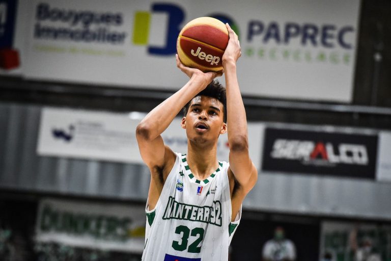 Victor Wembanyama a tapé dans l'oeil du sélectionneur Bernard Faure.