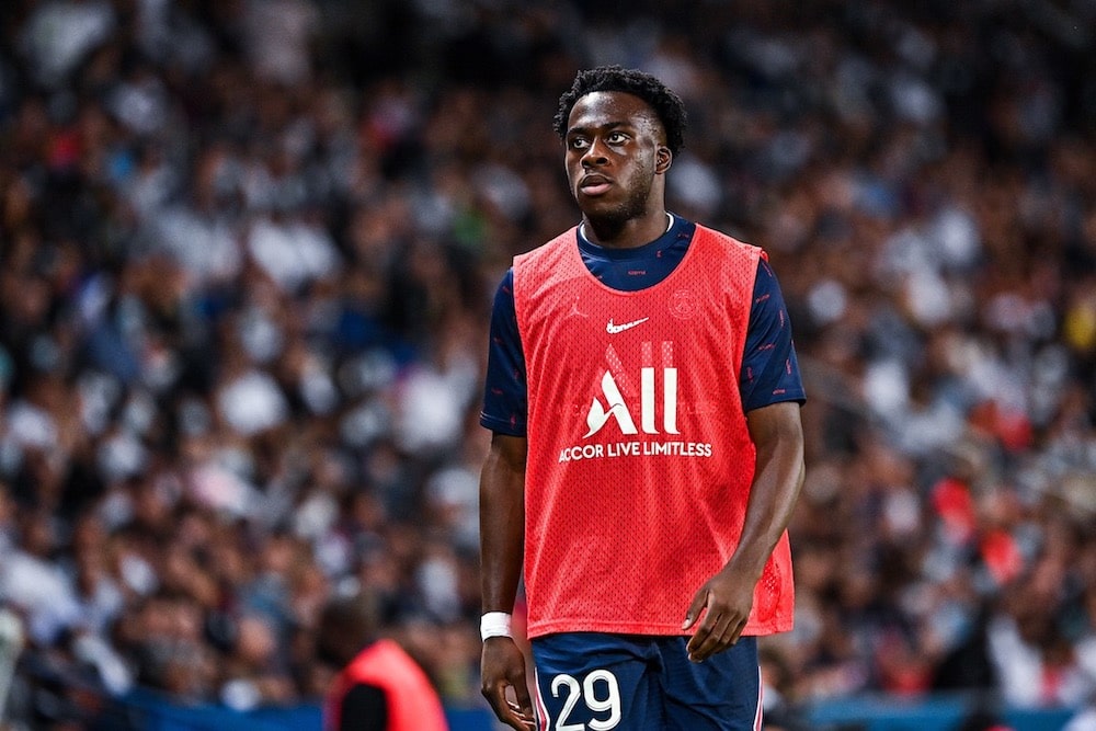 Transferts : Saint-Etienne ne lâche pas Arnaud Kalimuendo