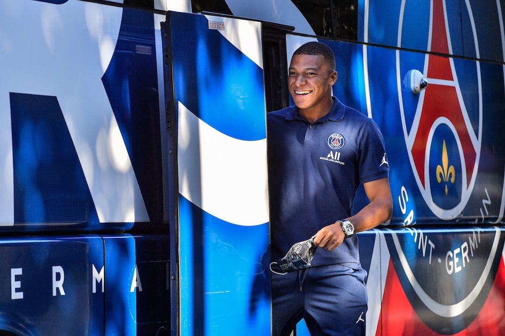 Transferts : Kylian Mbappé parti pour rester au PSG