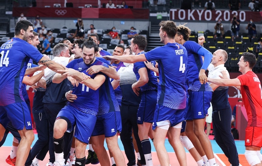 Le journal des Jeux : jour de gloire des volleyeurs ? nouvel exploit pour les basketteurs ?