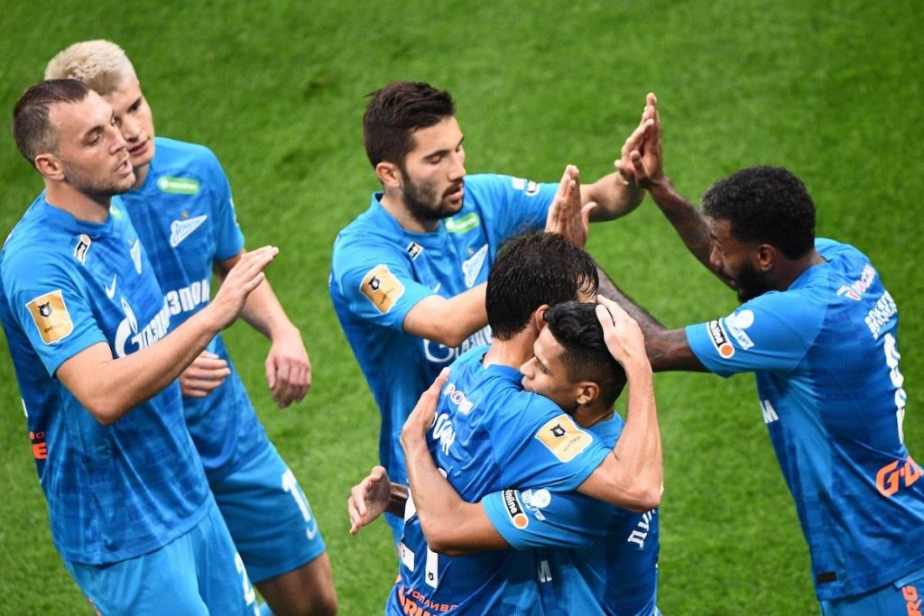 Lee Zenit Saint Petersbourg a du mal sur la scène européenne.