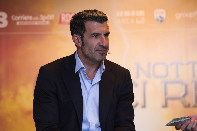 Luis Figo détient autant de Ballon d'Or que Cristiano Ronaldo.