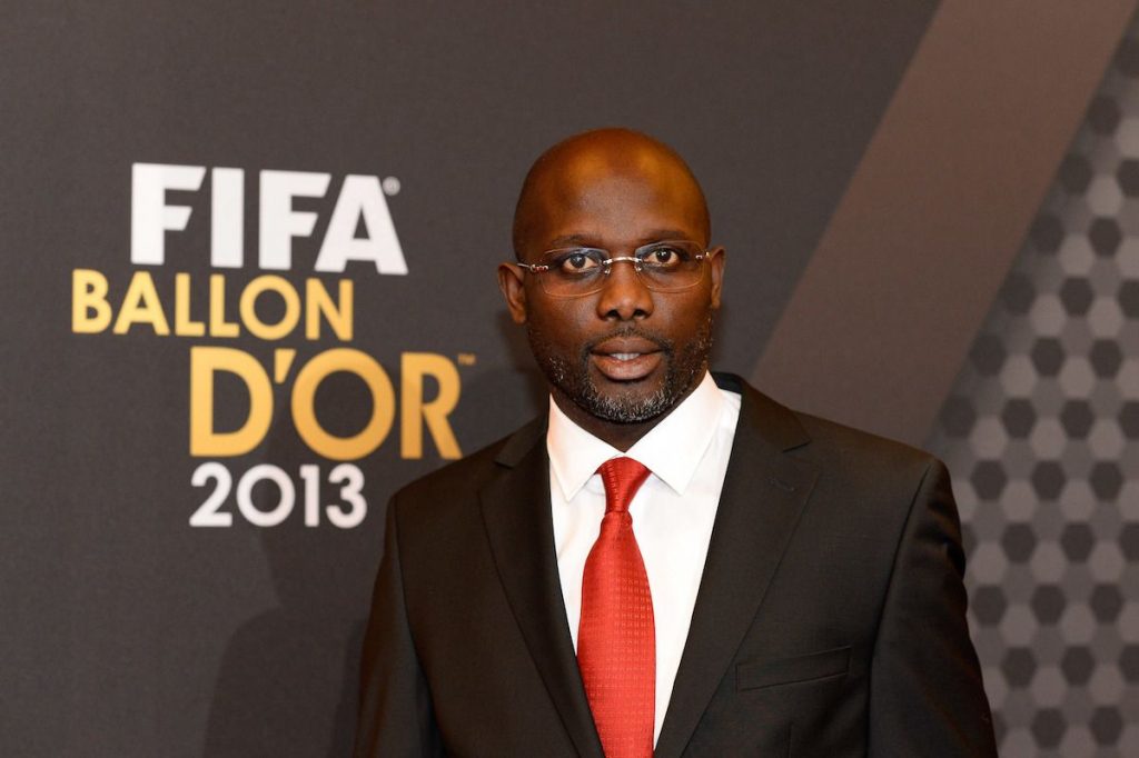Georges Weah a marqué l'histoire du football africain en décrochant le ballon d'Or.