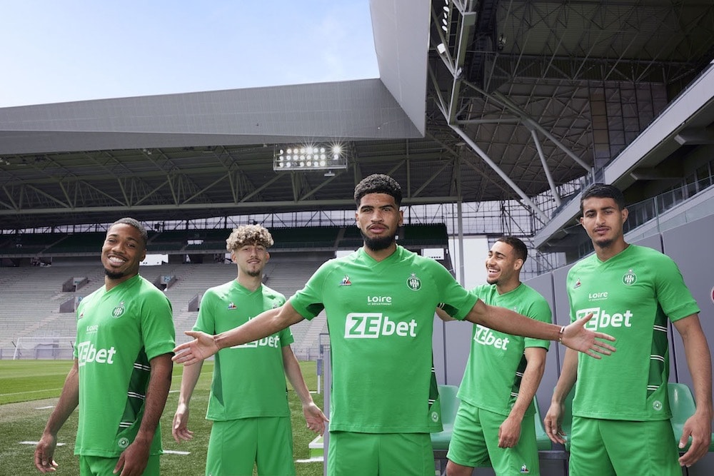 A l’occasion du match ASSE-PSG, gagnez le maillot officiel des Verts 2021/2022 !