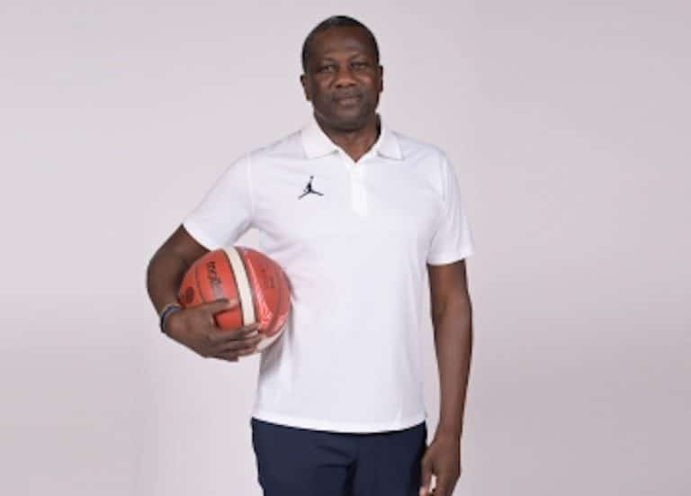 Jean-Aimé Toupane nouveau sélectionneur des Bleues.