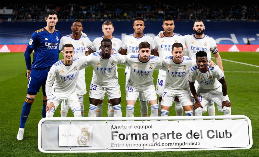 The Fan Kultur fait voyager les fans de foot.