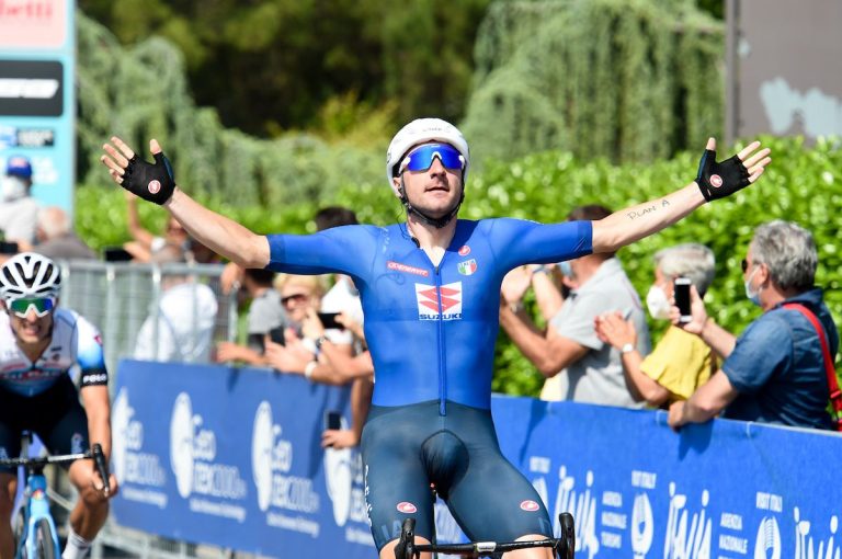Elia Viviani sera en tête de pont pour Cofidis.