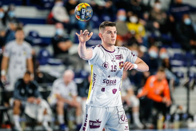 Aymeric Minne a disputé sa première compétitionn européenne avec les Bleus.