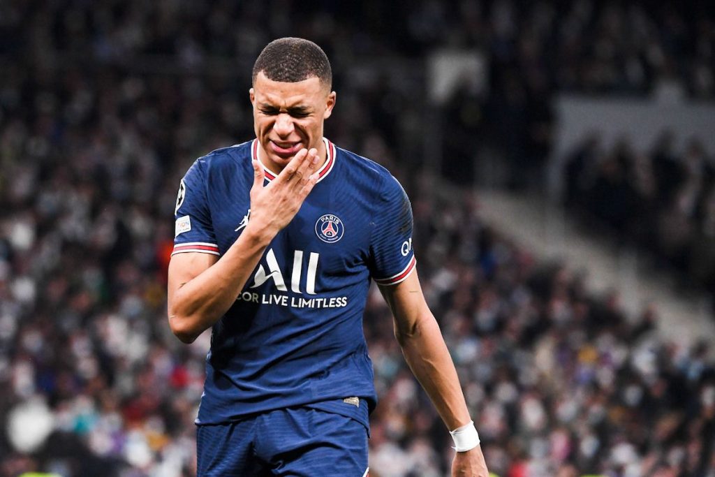 Kyllian Mbappé dans son futur jardin de Bernabeu.