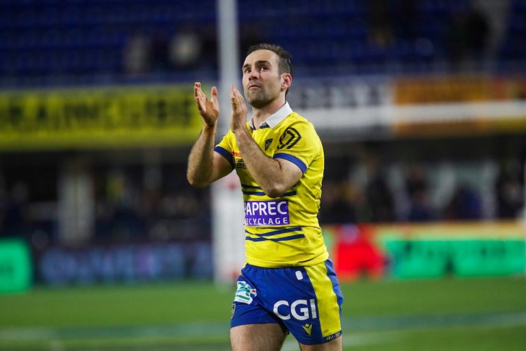 L'ASM et Morgan Parra vers la fin de l'histoire.