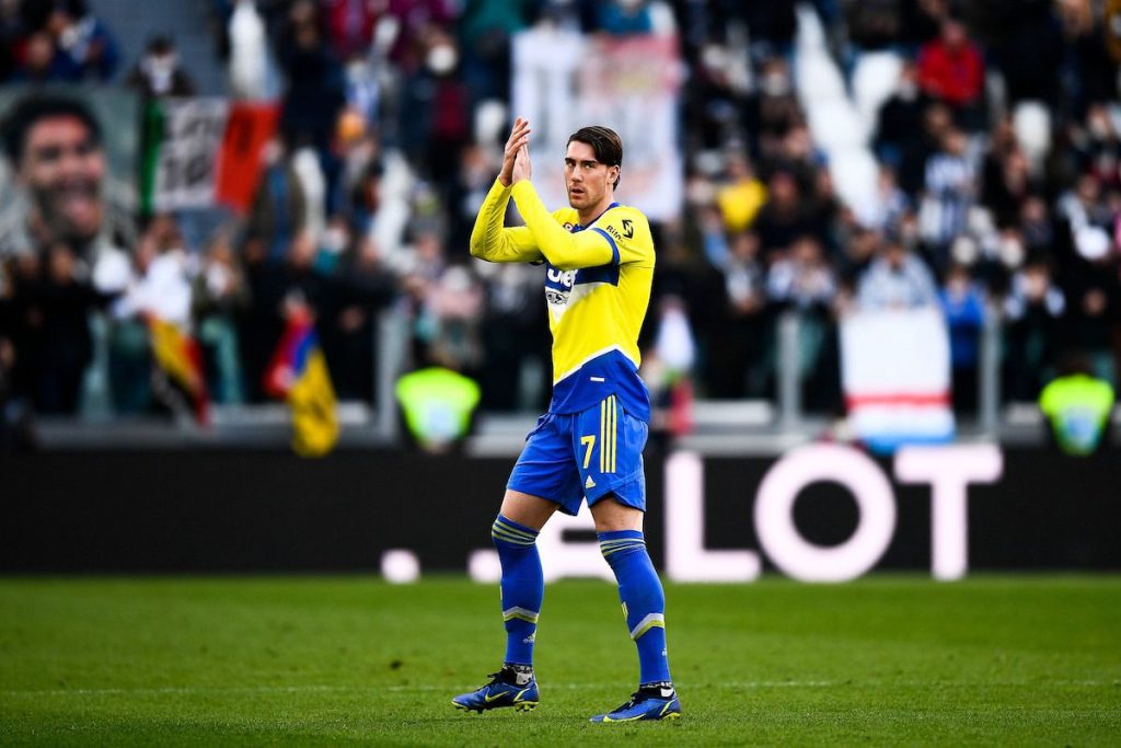 Vlahovix devra rapidement se montrer à la Juve.