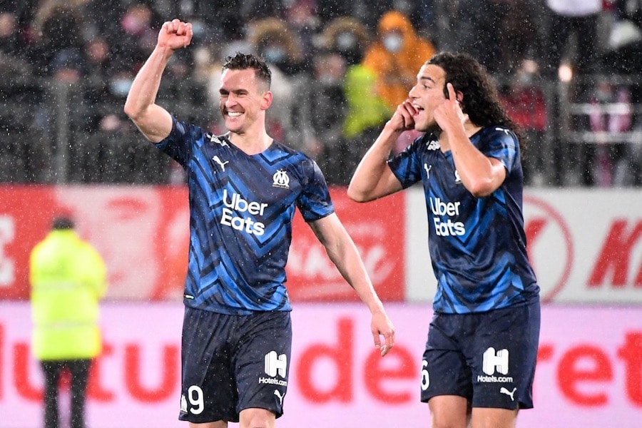 Ce qu’il faut retenir de la 28ème journée de Ligue 1 : Lyon craque, pas l’OM