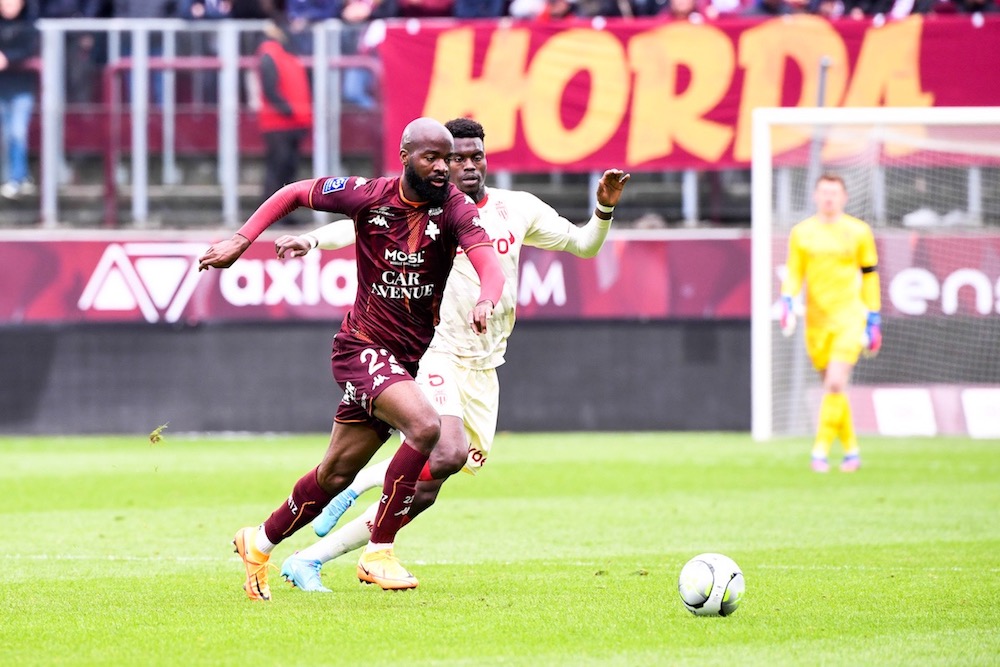 Qui est Didier Lamkel Zé, le Camerounais qui peut sauver le FC Metz ?