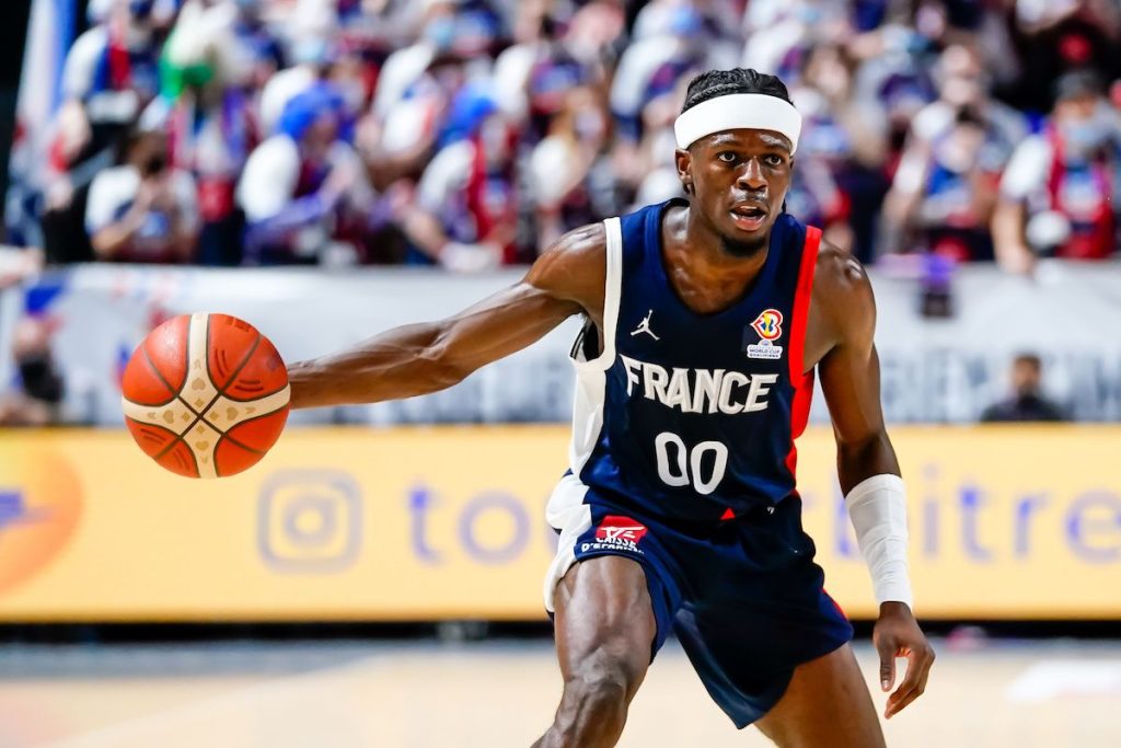 Si le meneur de Manresa Sylvain Francisco (24 ans) a vécu un temps aux Etats-Unis et aime la NBA, il montre actuellement qu’il n’est plus le même joueur en Espagne. Son nouveau statut d’international français l’atteste.
