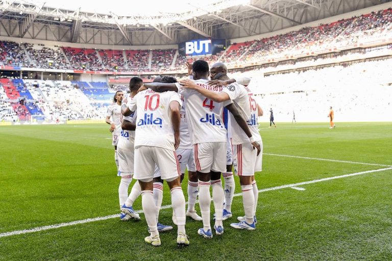 L'OL s'impose contre Bordeaux 6-1/