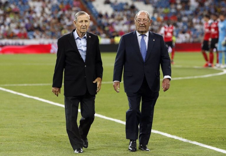 Raymond Kopa réalise un match de légende contre Madrid avant de rejoindre la Maison Blanche.