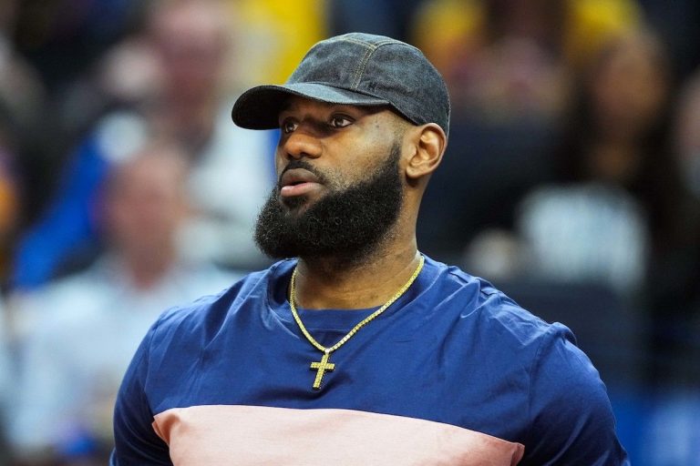 Lebron James vit une saison difficile aux Lakers