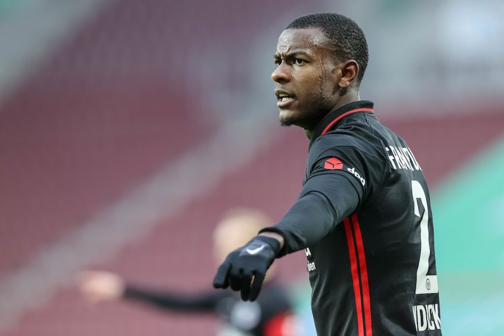 Qui est Evan N'Dicka, le jeune défenseur annoncé à l'OM ?