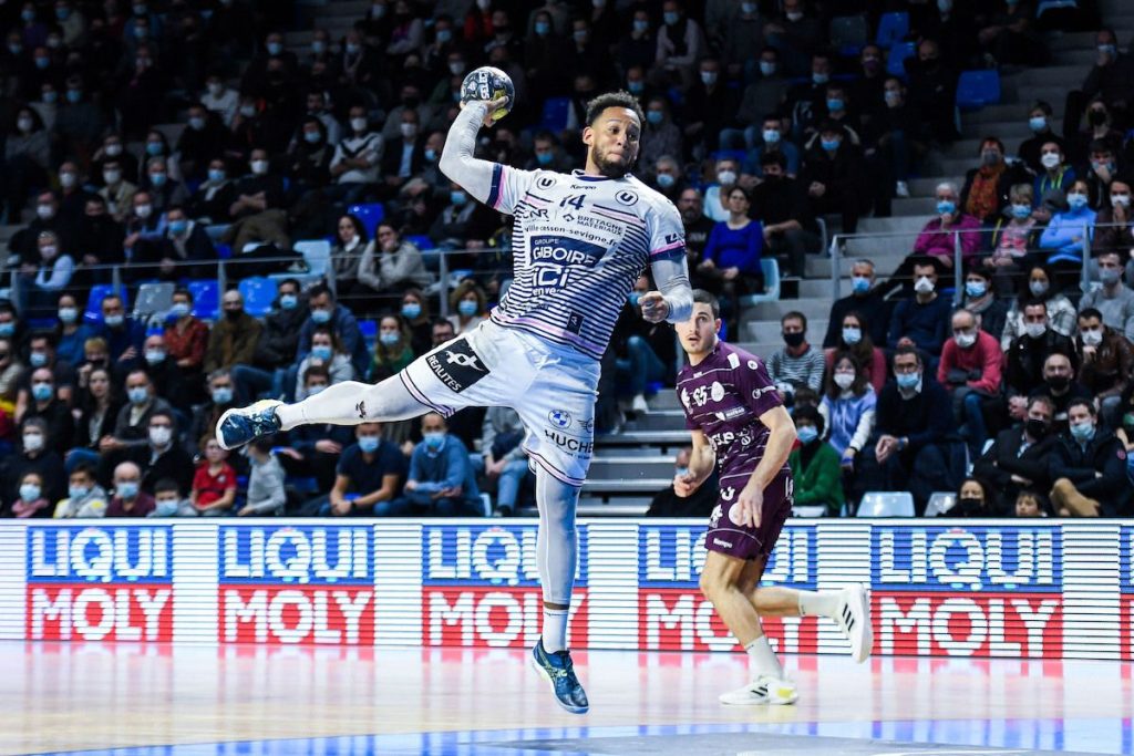 Kamtchop-Baril va quitter Cesson.