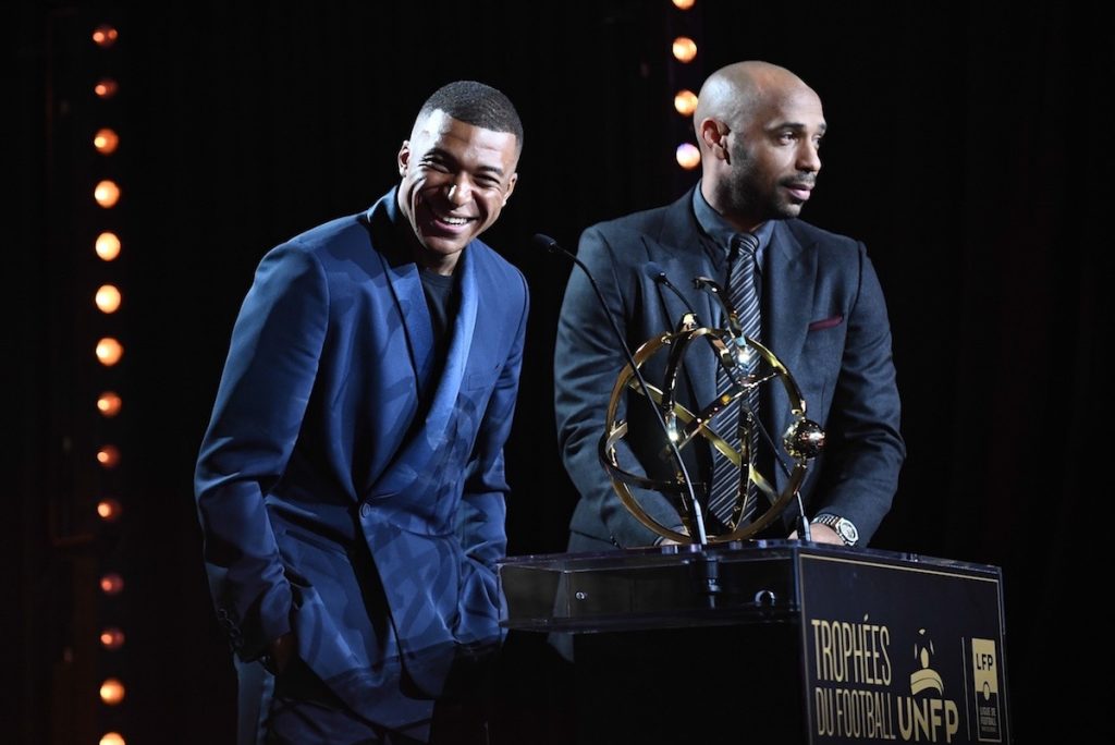 Kylan Mabppé a choisi :  les indices décryptés pour les pro PSG ou les pro Real Madrid…