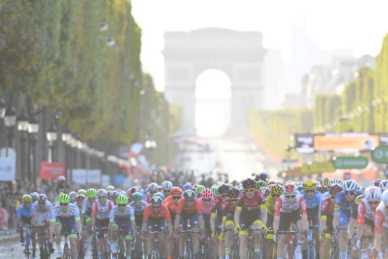 21ème étape PARIS LA DÉFENSE ARENA - PARIS CHAMPS-ÉLYSÉES - 115,6 KM Dimanche 24 juillet.