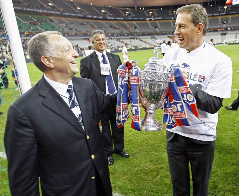 Alain Perrin est le dernier entraineur de l'OL à gagner le championnat.