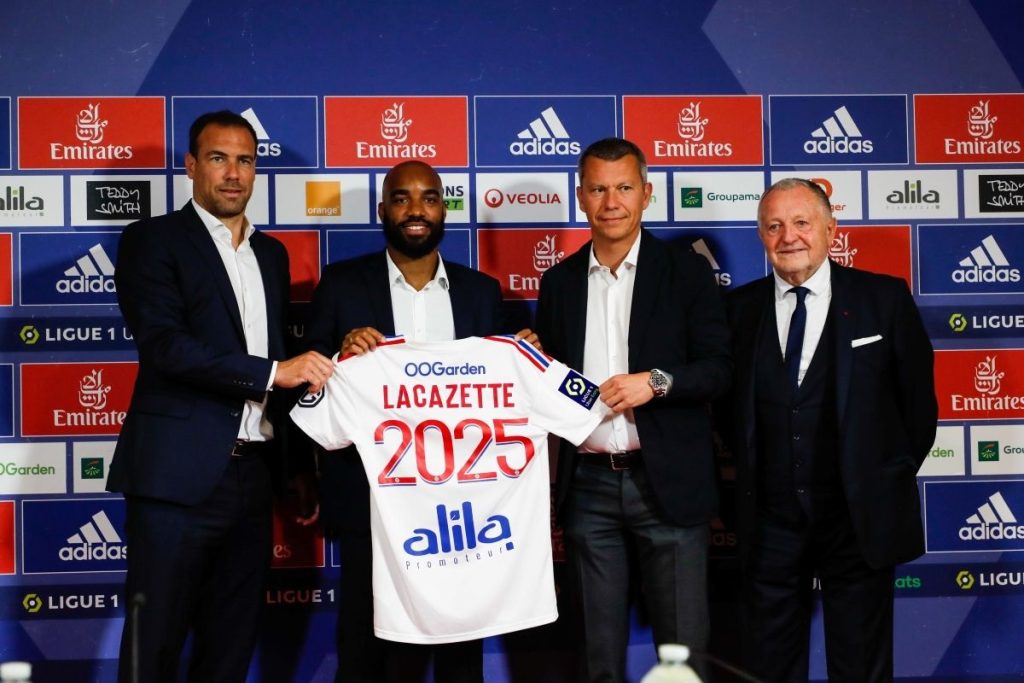 Alexandre Lacazette revient à l'OL.