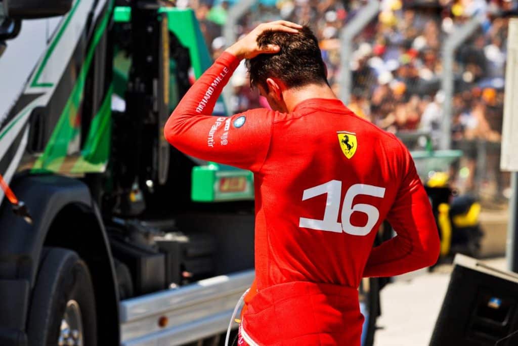 Charles Leclerc a vécu une sale après-midi au Castelet.