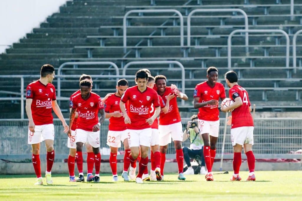 Nimes se projette sans certitudes dans sa deuxième saison de Ligue 2.