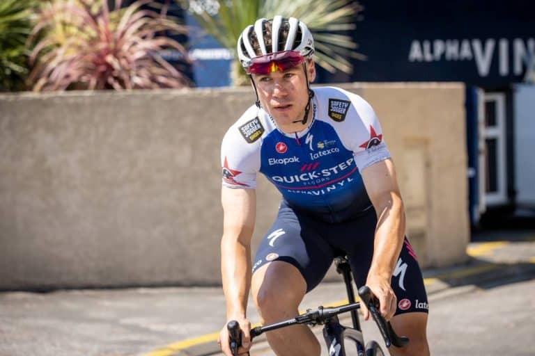 Fabio Jakobsen est un coureur touché par le miracle après son grave accident en 2020.