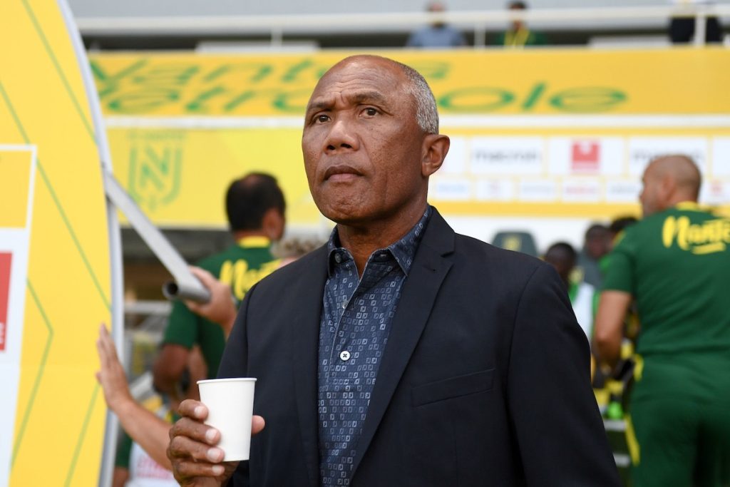 Avant l’OM, Antoine Kombouaré (Nantes) tacle les supporters de l’OM : « Un public versatile »